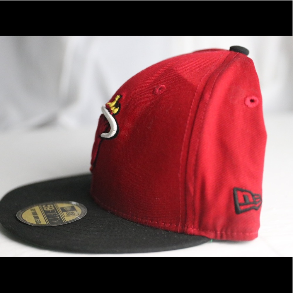 🔥 Miami Heat New Era Adjustable Snapback Hat 🔥 - Picture 3 of 8